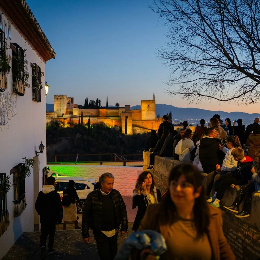 Atardecer desde el Sacromonte y San Nicolás con vistas a la Alhambra